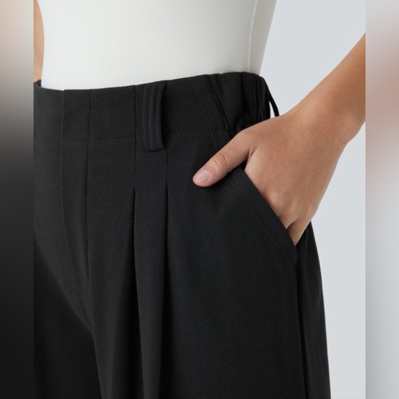 Halara Flex™ High Waisted Pocket
Wide Leg Waffle Work Pants black - Picture 3 of 12
